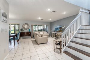 Davie Lakefront Townhome Sells